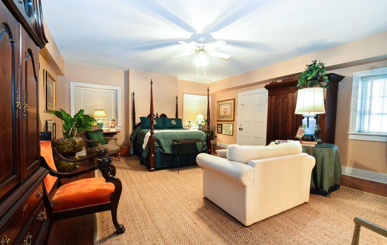 Choctaw Hall Bed & Breakfast Natchez Eksteriør billede